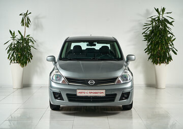 Nissan Tiida Вид 2