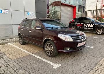 Geely MK Cross Вид 3